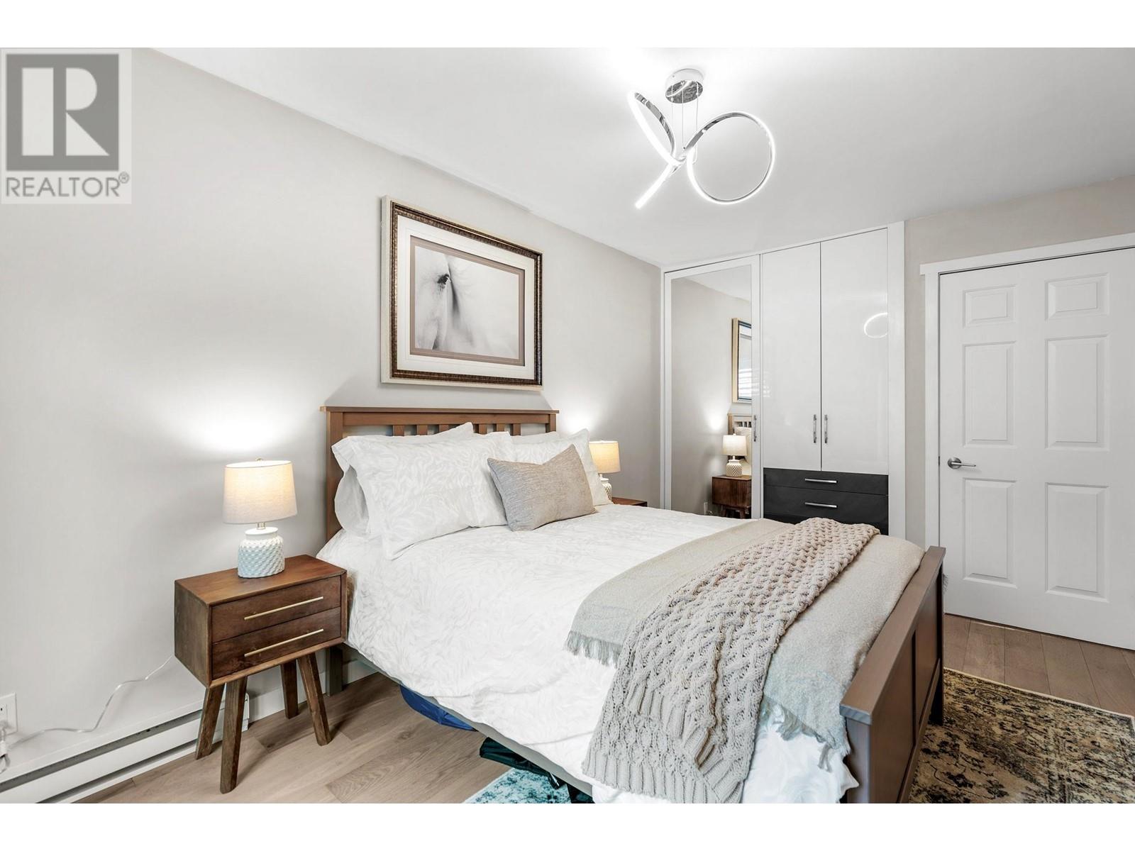 203 2440 Haywood Avenue, West Vancouver, British Columbia  V7V 1Y1 - Photo 25 - R2868612