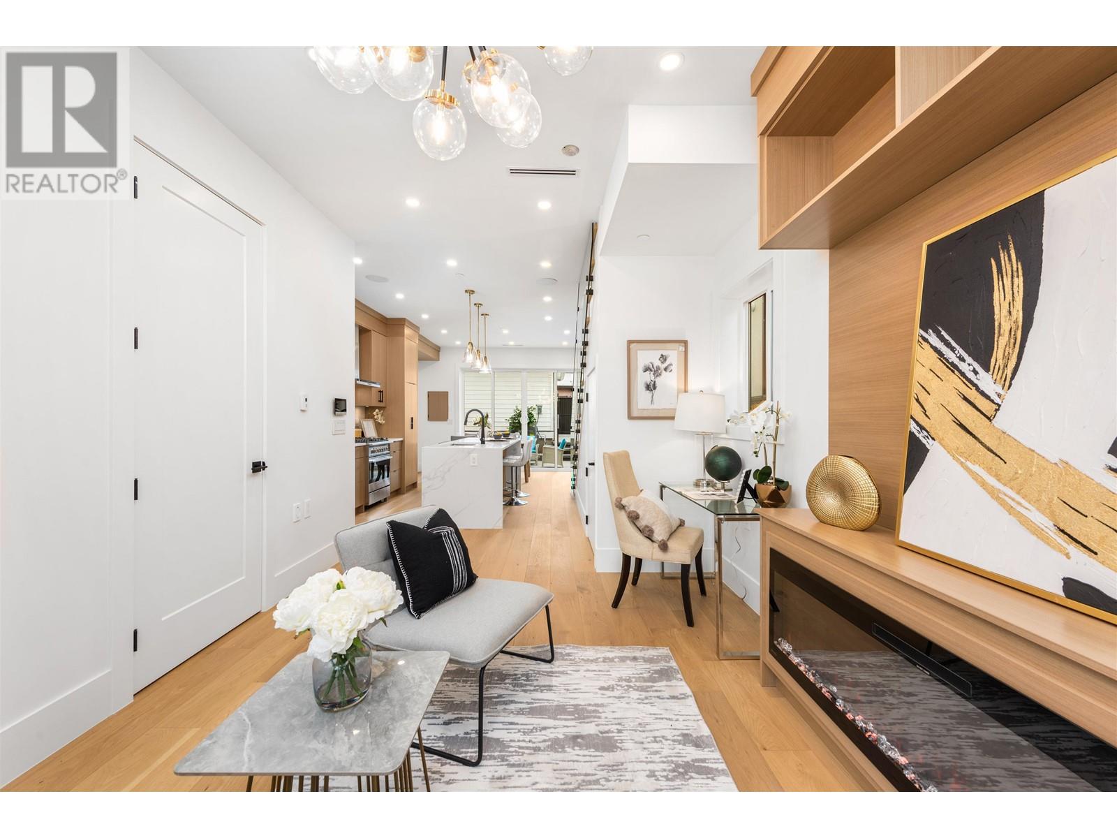 334 E 35th Avenue, Vancouver, British Columbia  V5W 1A8 - Photo 8 - R2868619