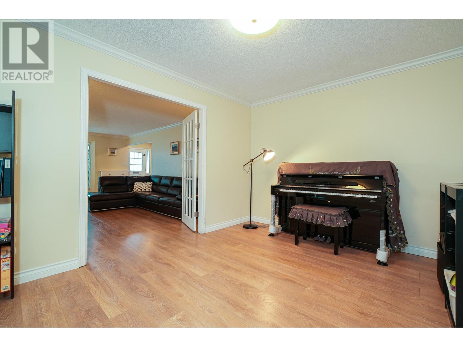 9468 Romaniuk Place, Richmond, British Columbia  V7E 5G8 - Photo 12 - R2868616