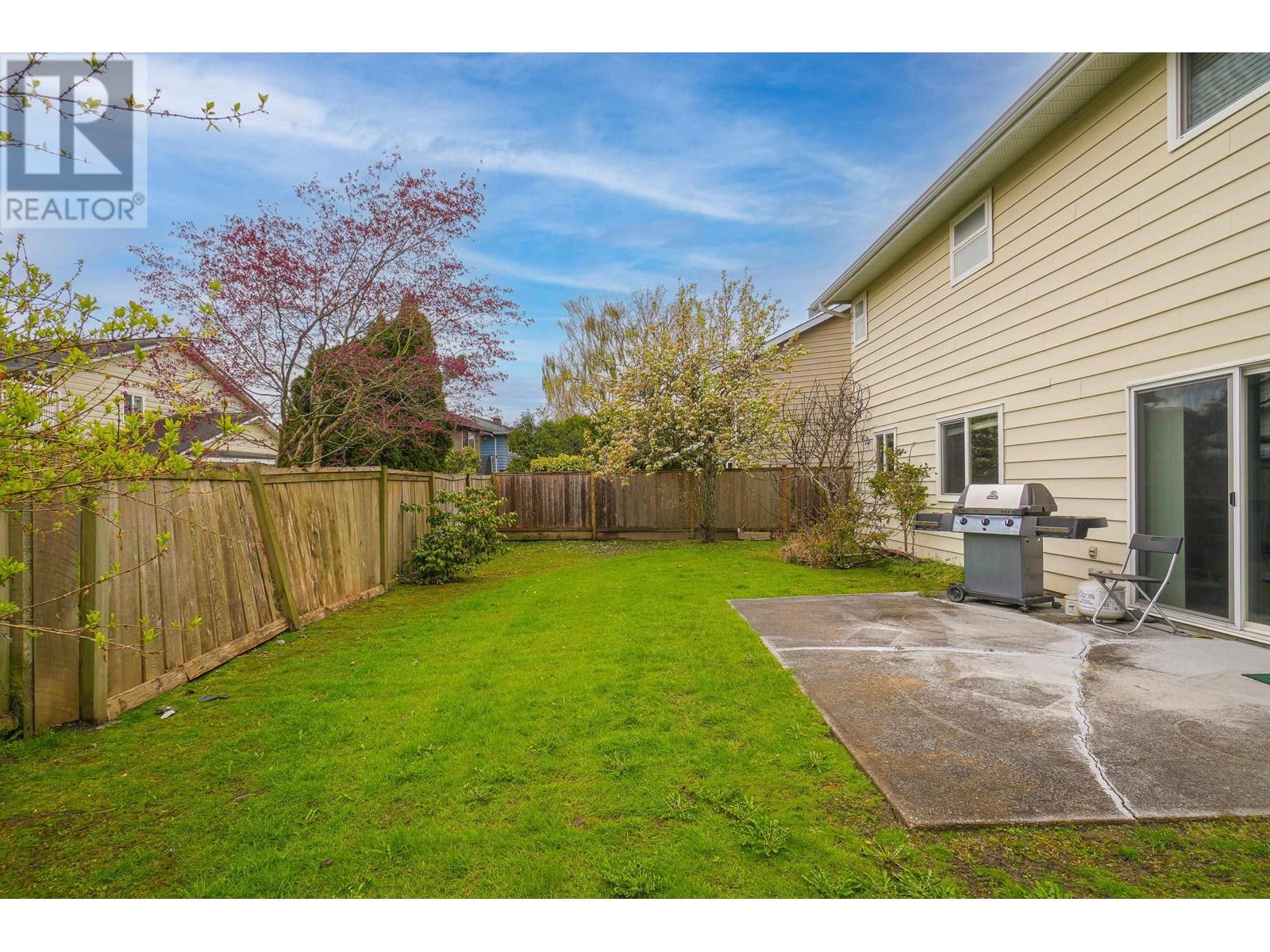 9468 Romaniuk Place, Richmond, British Columbia  V7E 5G8 - Photo 3 - R2868616