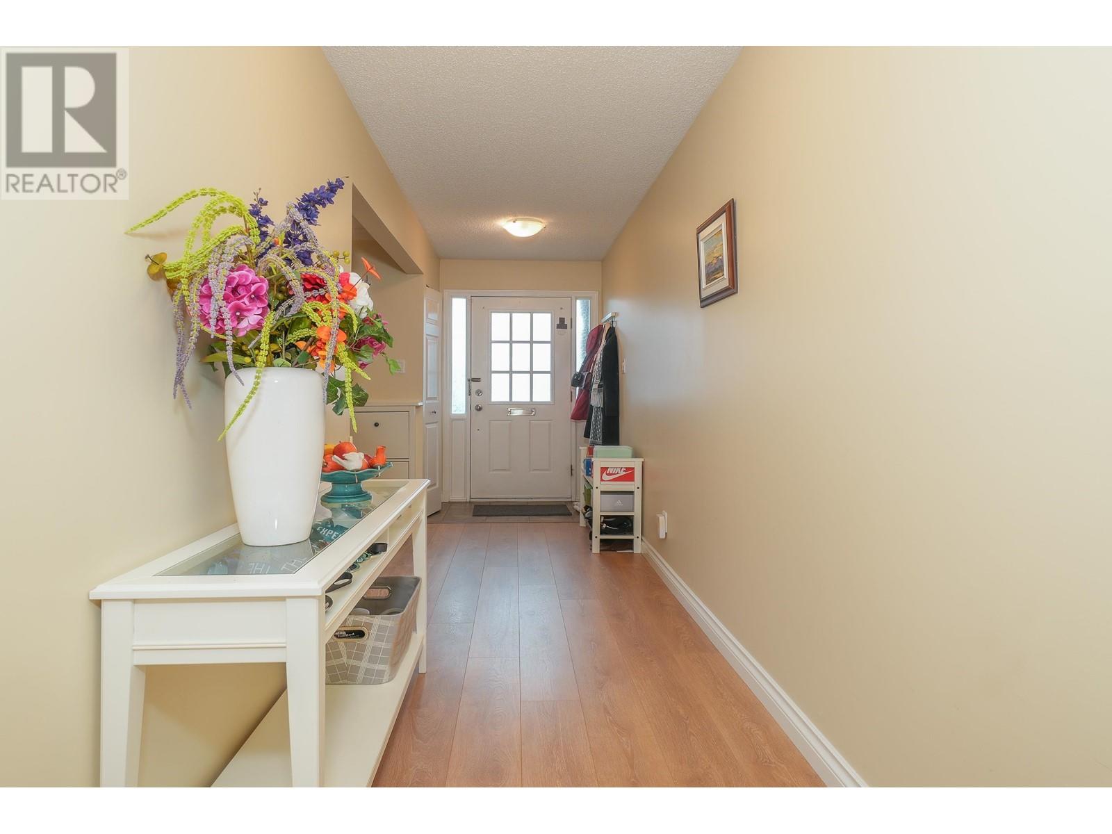 9468 Romaniuk Place, Richmond, British Columbia  V7E 5G8 - Photo 6 - R2868616