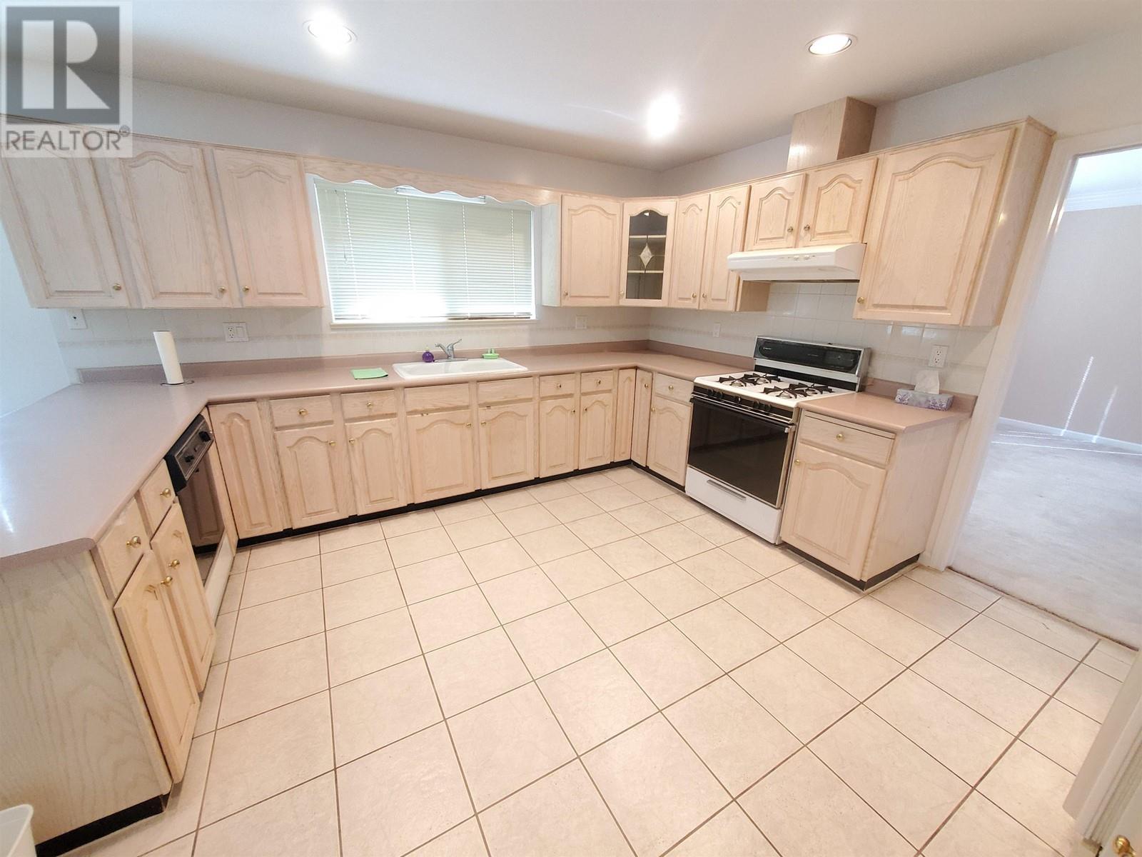 4109 Bryson Place, Richmond, British Columbia  V6X 3S5 - Photo 6 - R2868624