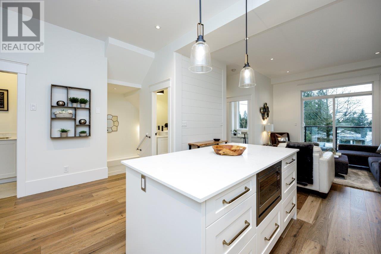 250 E 28th Street, North Vancouver, British Columbia  V7N 1C2 - Photo 8 - R2868637