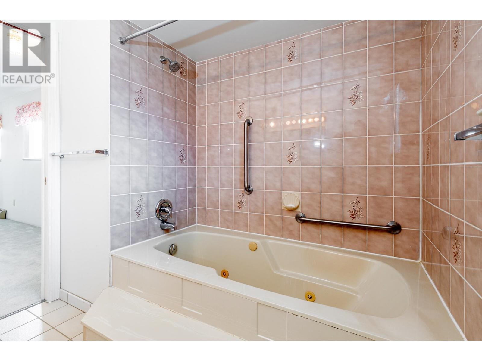 4897 Commercial Street, Vancouver, British Columbia  V5N 4G9 - Photo 19 - R2868603