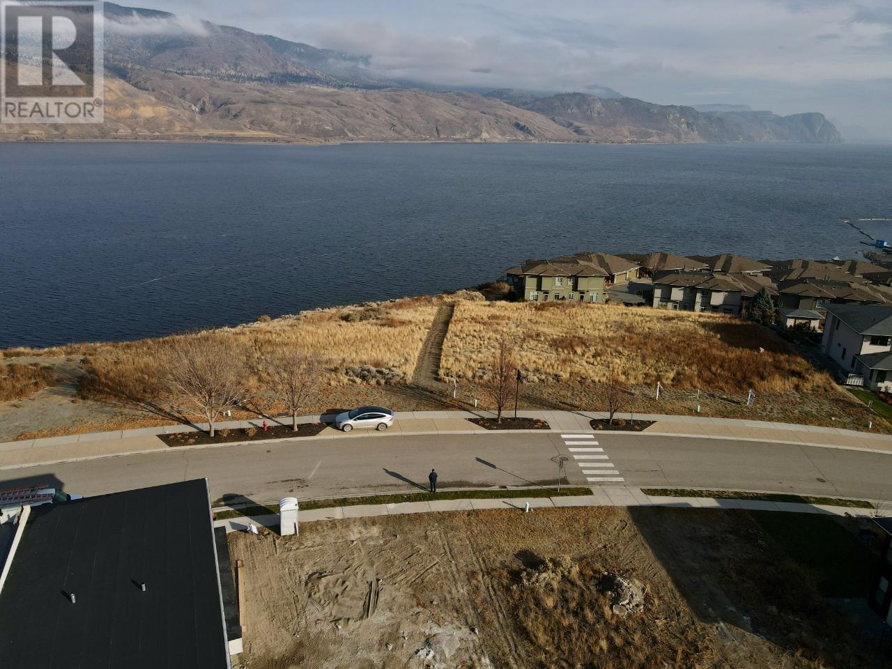 193 Holloway Drive, Tobiano, British Columbia   - Photo 2 - 177688