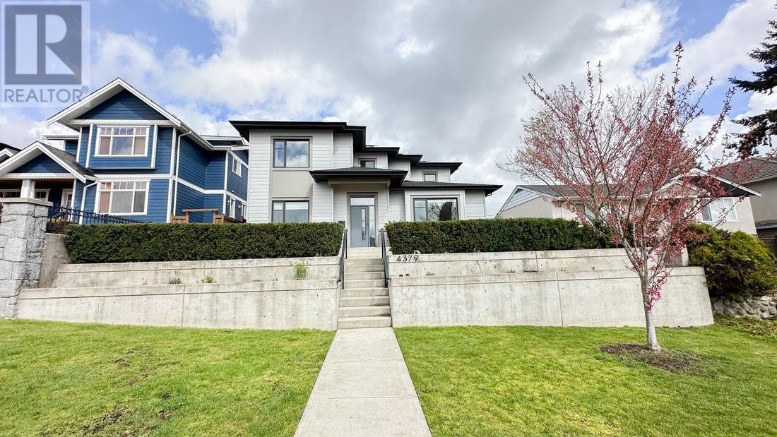 4379 Charles Street, Burnaby, British Columbia  V5C 3L3 - Photo 2 - R2868652