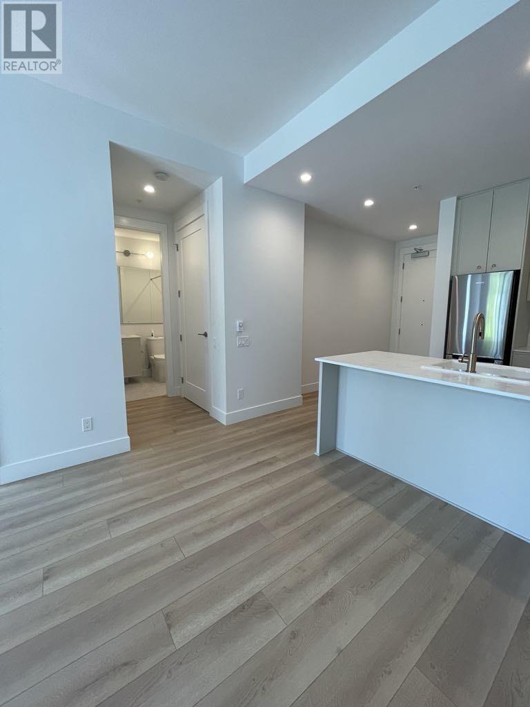 211 718 Edgar Avenue, Coquitlam, British Columbia  V3K 0H2 - Photo 9 - R2868561