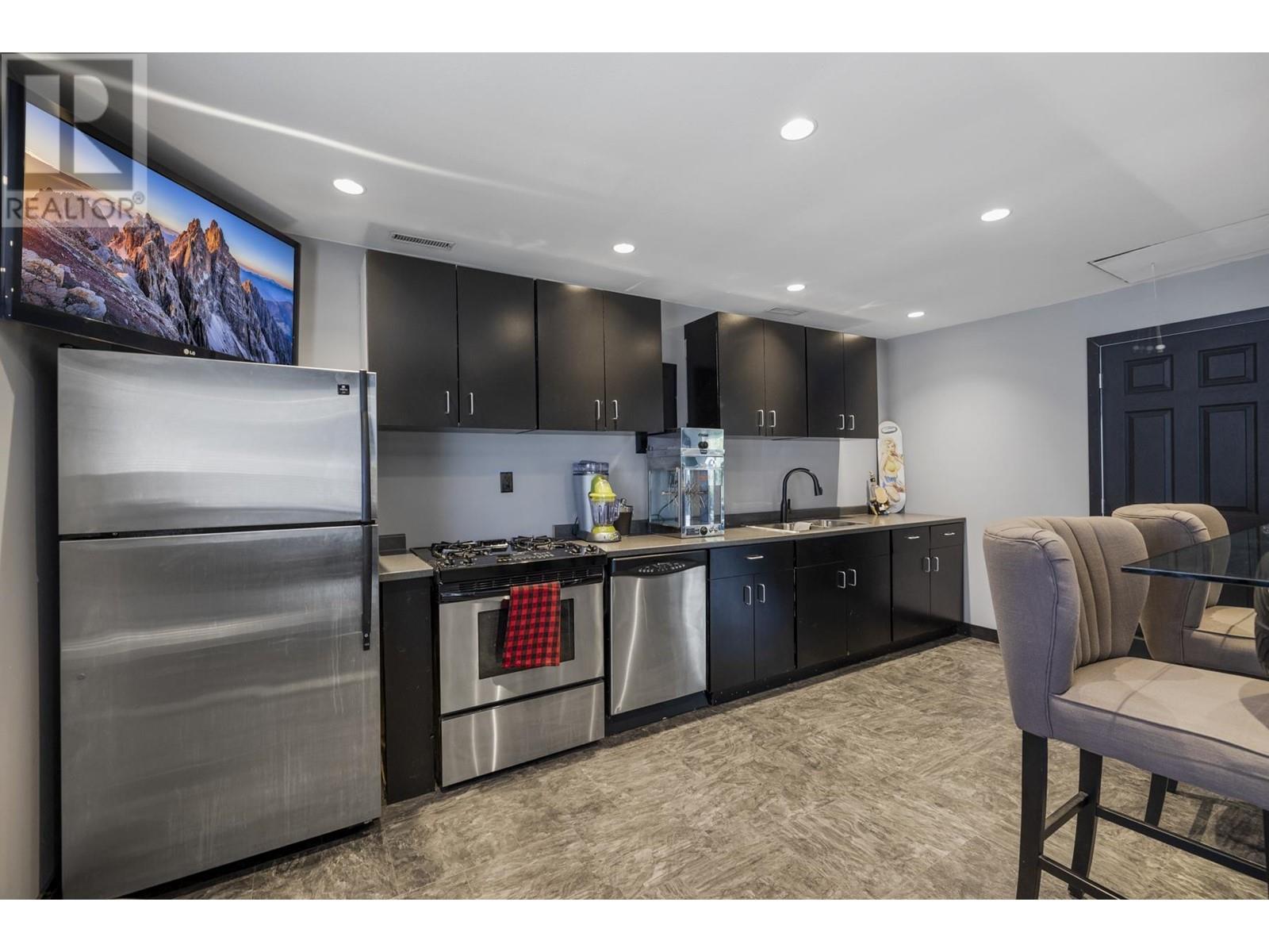 23679 Fern Crescent, Maple Ridge, British Columbia  V4R 2S9 - Photo 31 - R2868572