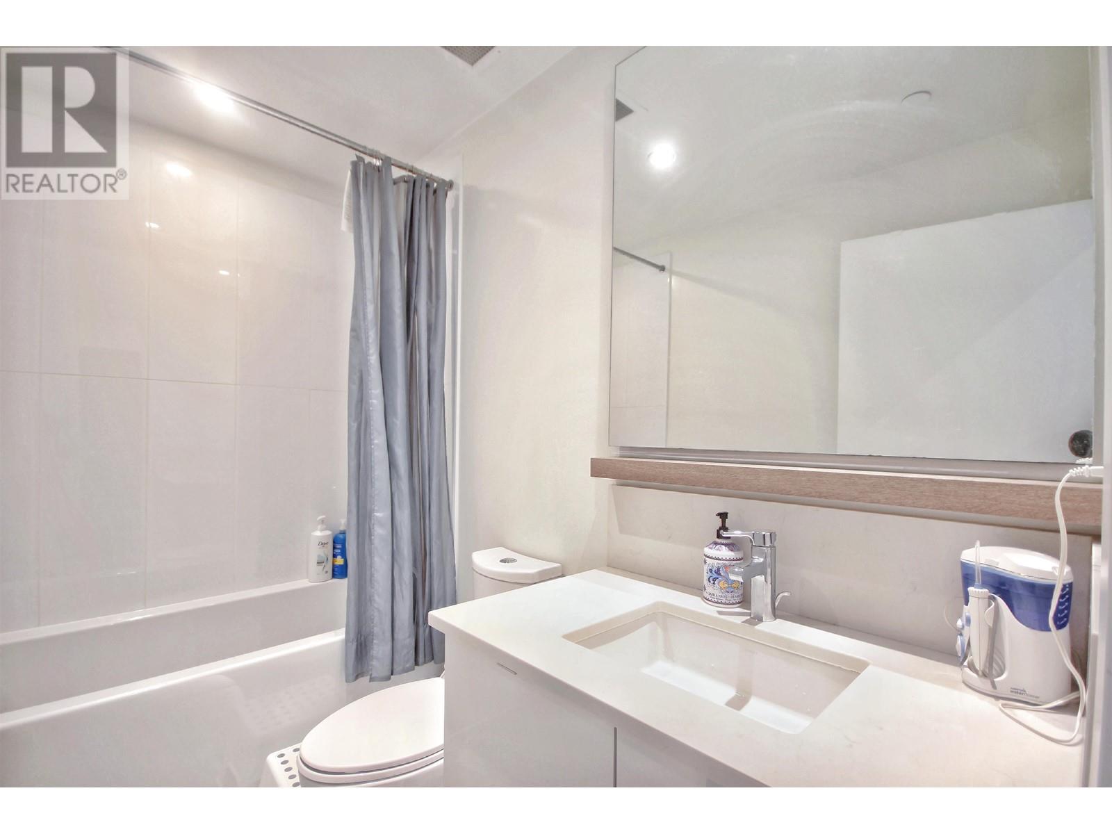 201 200 Nelson's Crescent, New Westminster, British Columbia  V3L 0H4 - Photo 19 - R2868632