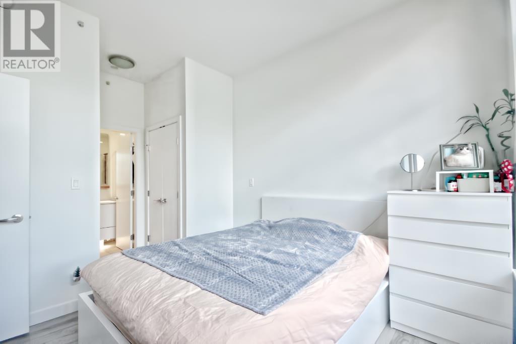 201 200 Nelson's Crescent, New Westminster, British Columbia  V3L 0H4 - Photo 14 - R2868632