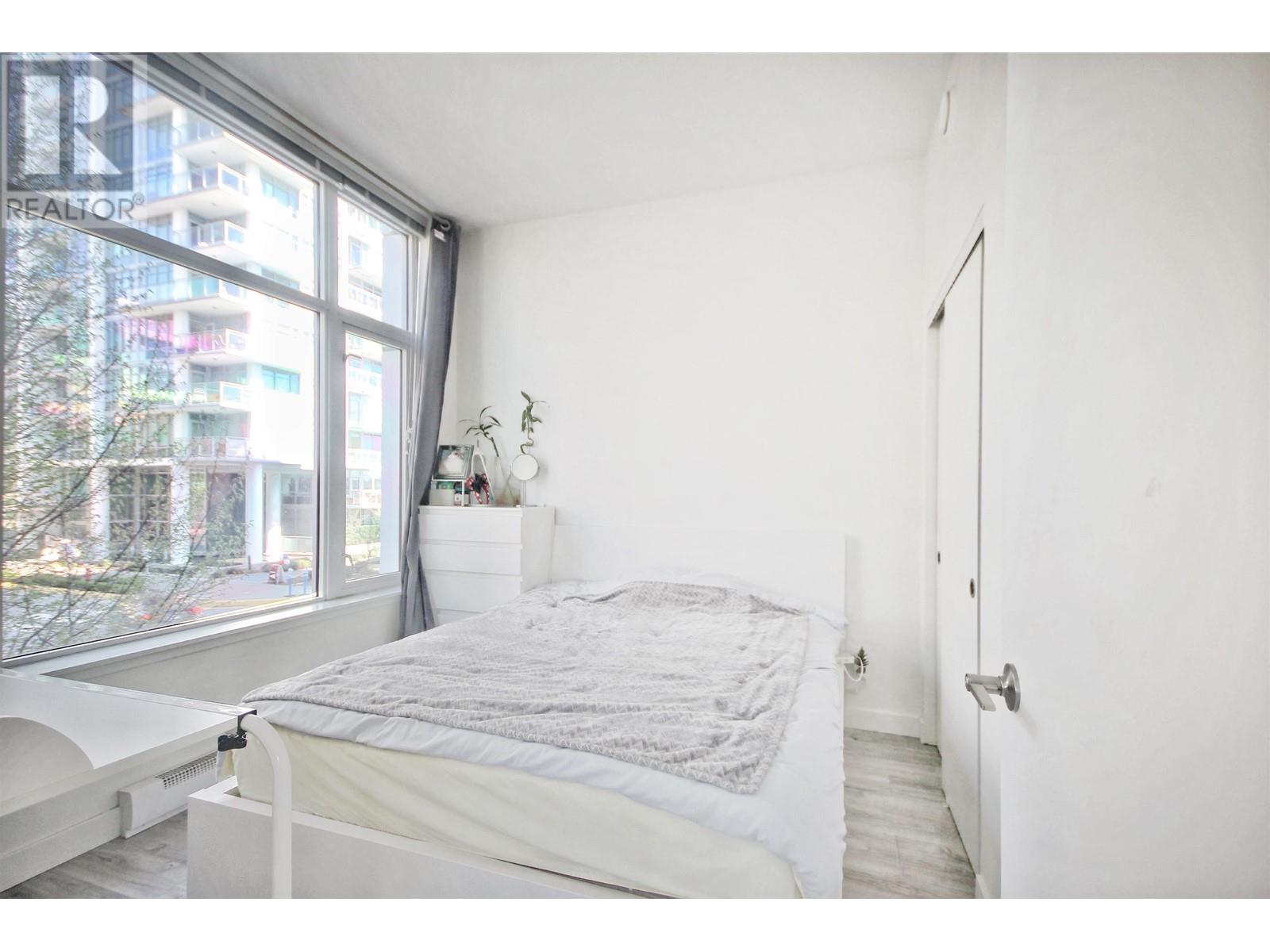 201 200 Nelson's Crescent, New Westminster, British Columbia  V3L 0H4 - Photo 16 - R2868632