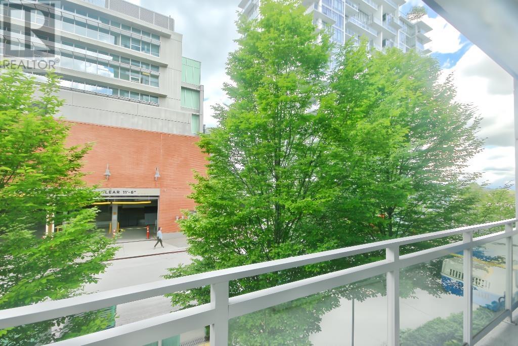 201 200 Nelson's Crescent, New Westminster, British Columbia  V3L 0H4 - Photo 5 - R2868632