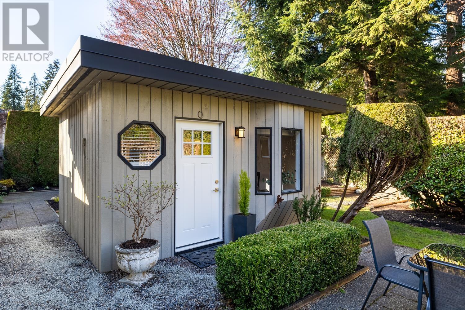 3670 Edgemont Boulevard, North Vancouver, British Columbia  V7R 2P7 - Photo 19 - R2868716