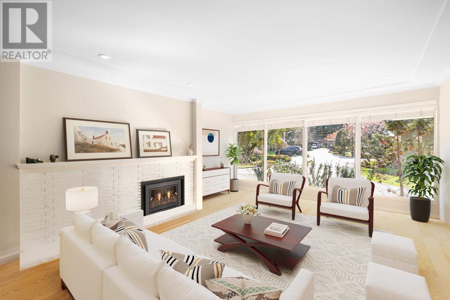 3670 Edgemont Boulevard, North Vancouver, British Columbia  V7R 2P7 - Photo 4 - R2868716