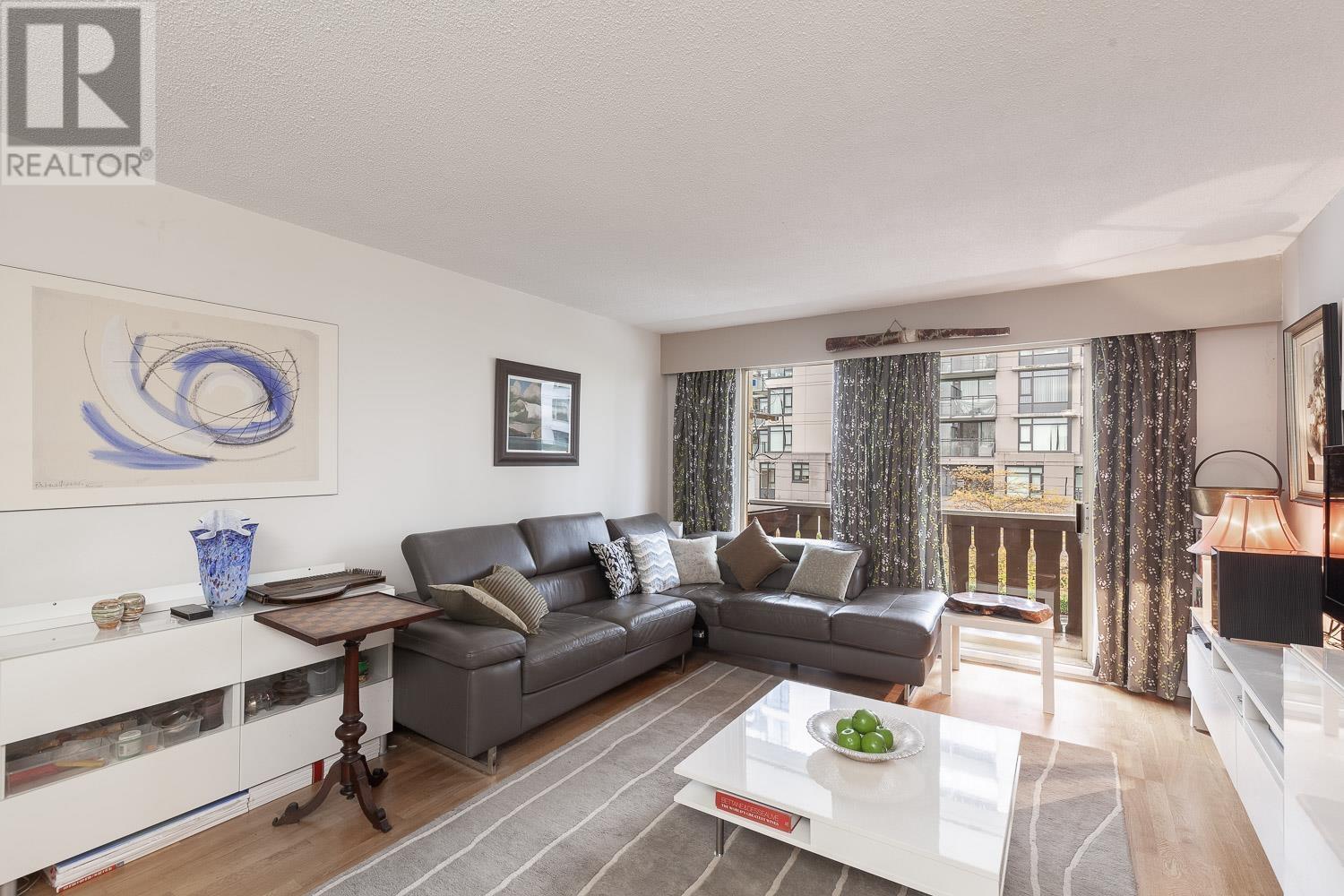 304 1345 Chesterfield Avenue, North Vancouver, British Columbia  V7M 2N1 - Photo 5 - R2868728