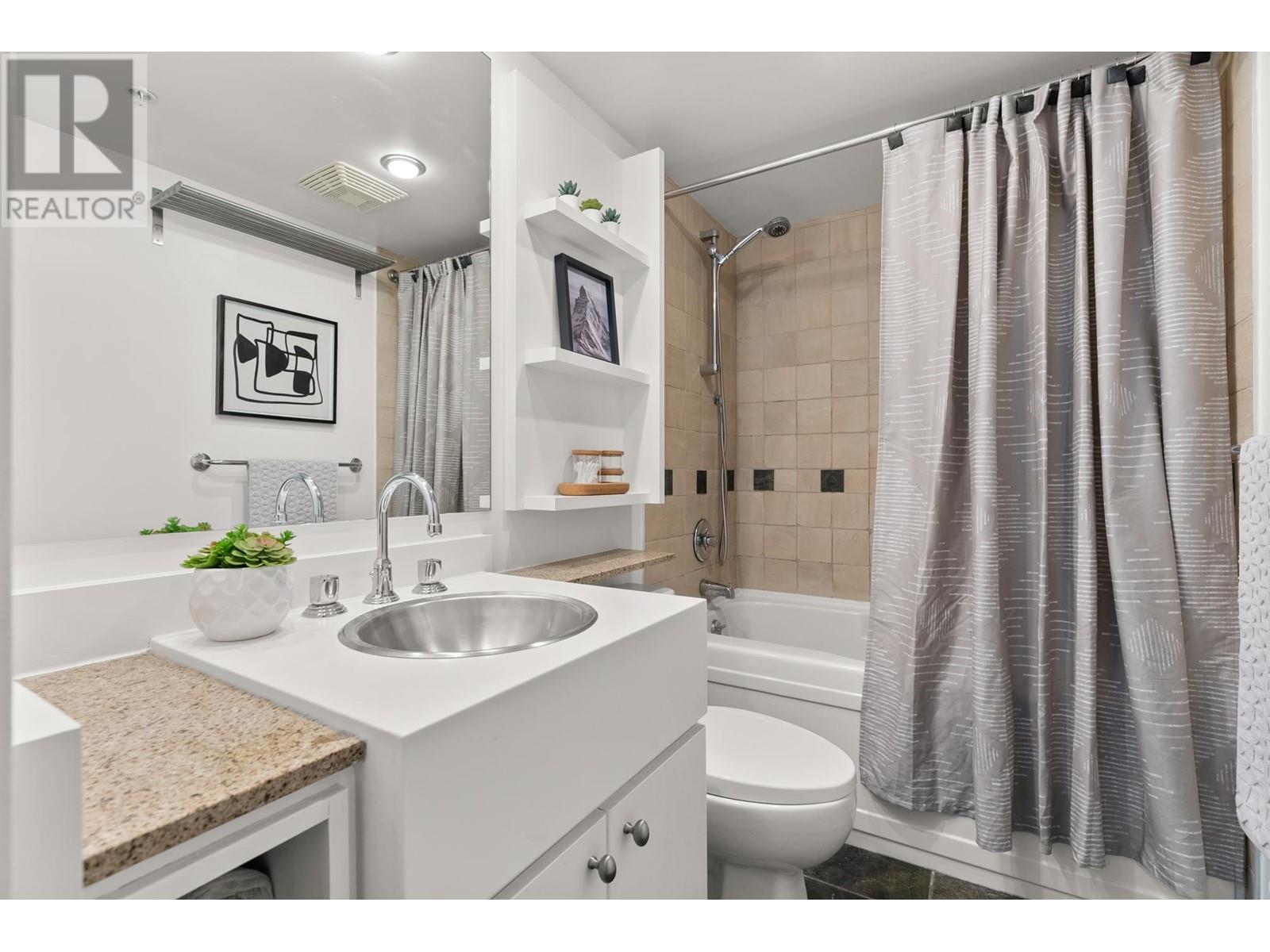 307 1495 Richards Street, Vancouver, British Columbia  V6Z 3E4 - Photo 20 - R2868736