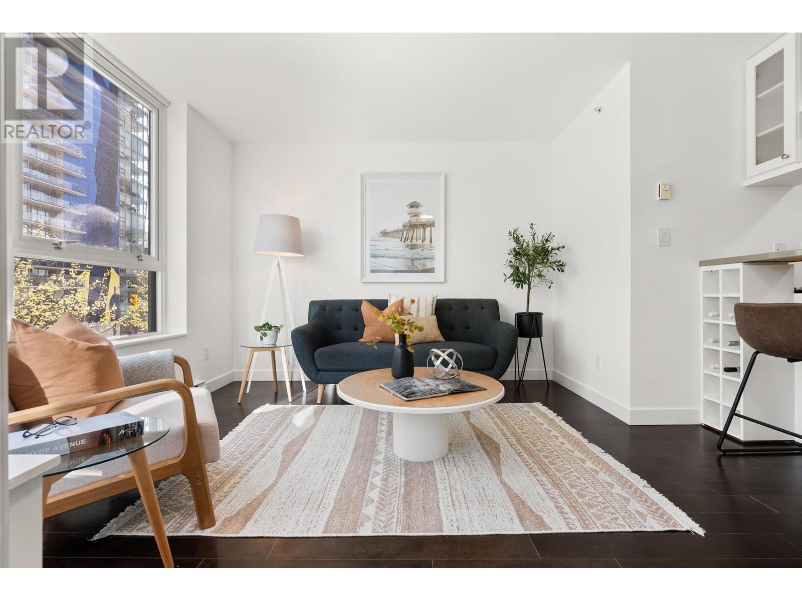 307 1495 Richards Street, Vancouver, British Columbia  V6Z 3E4 - Photo 5 - R2868736