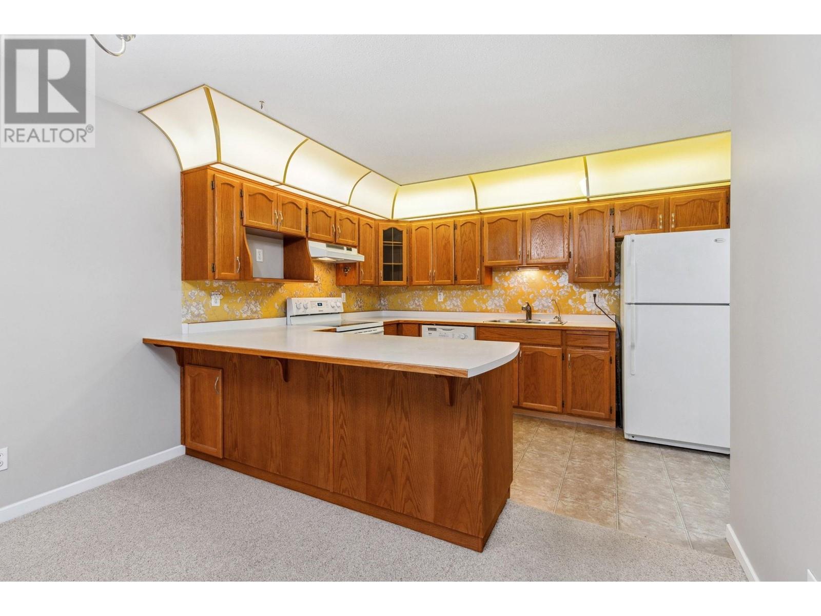 210 11601 227 Street, Maple Ridge, British Columbia  V2X 0J7 - Photo 10 - R2868801