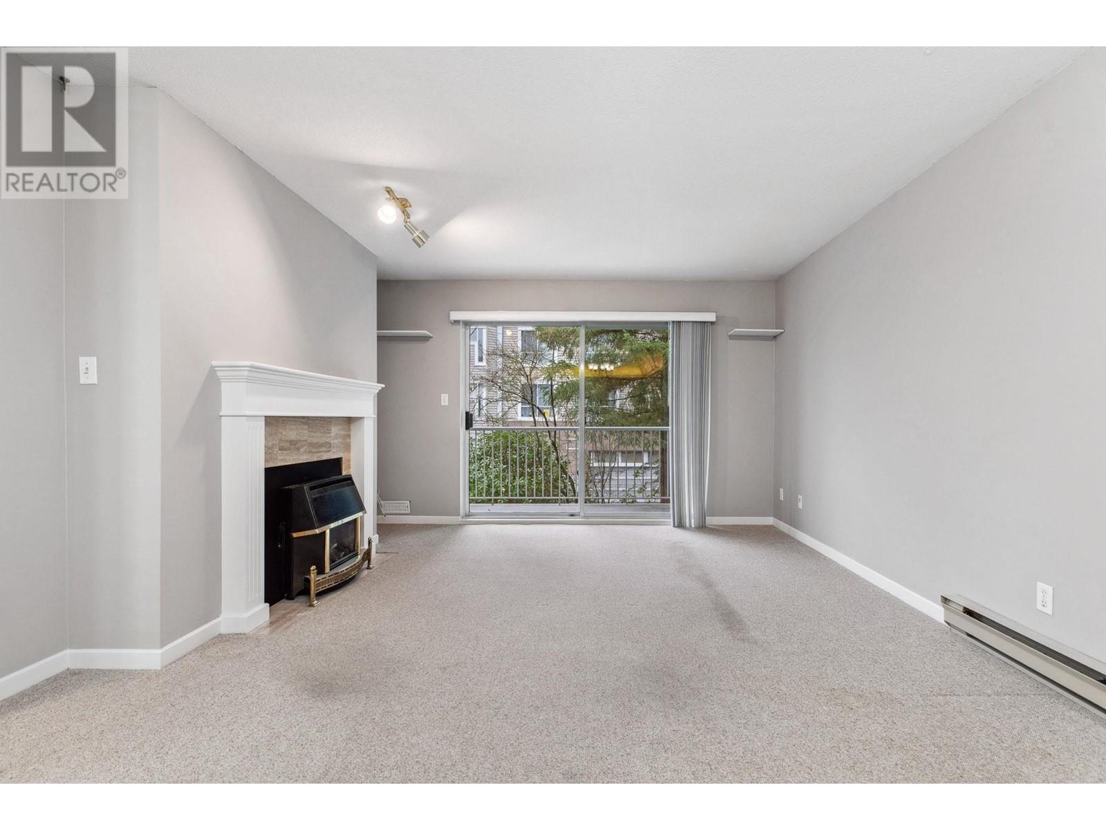 210 11601 227 Street, Maple Ridge, British Columbia  V2X 0J7 - Photo 3 - R2868801