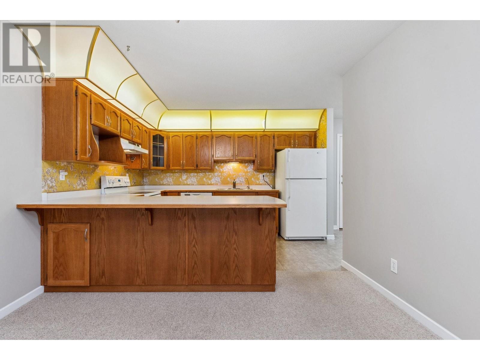 210 11601 227 Street, Maple Ridge, British Columbia  V2X 0J7 - Photo 9 - R2868801