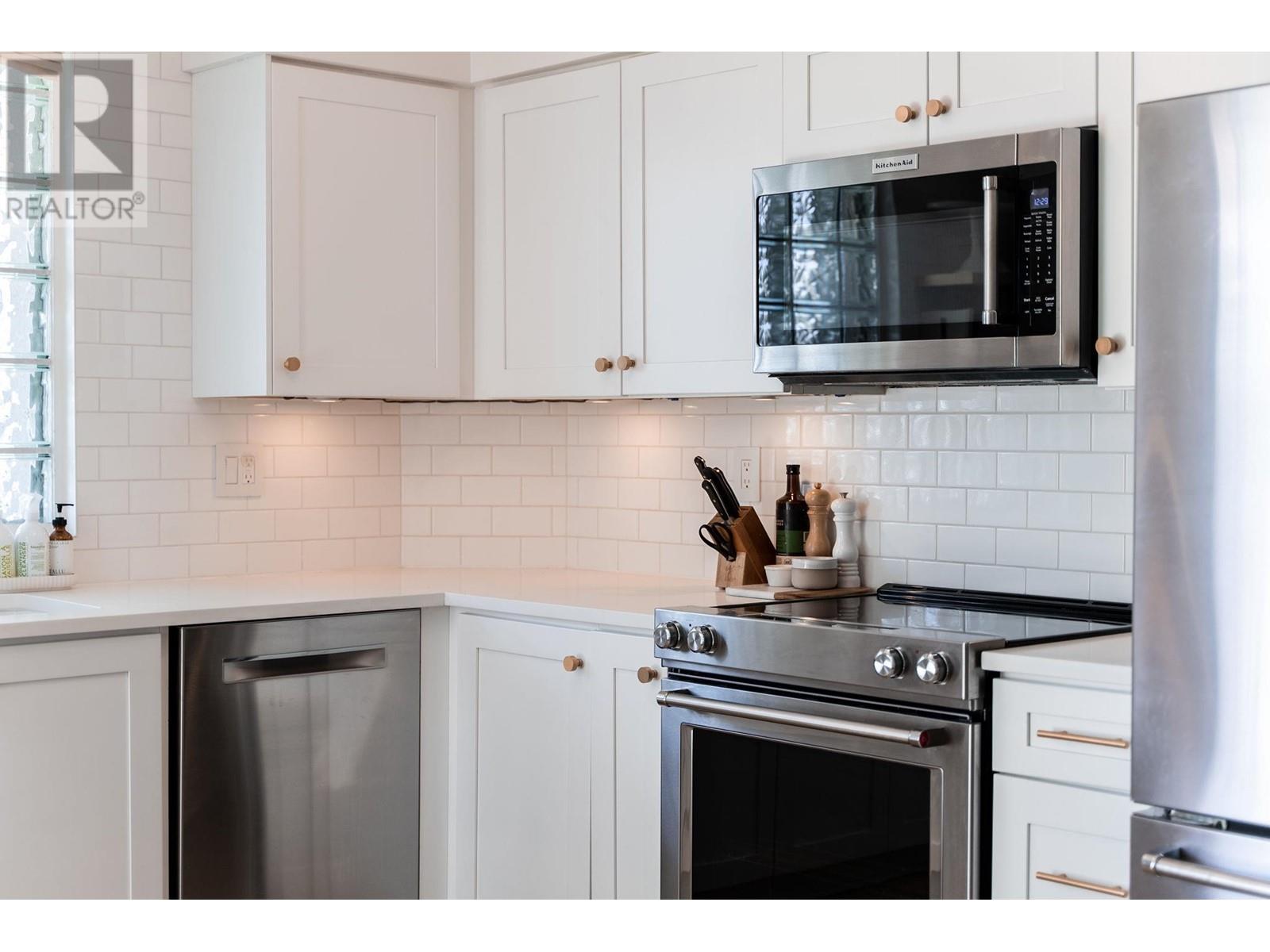 1404 1010 Burnaby Street, Vancouver, British Columbia  V6E 4L8 - Photo 12 - R2868811