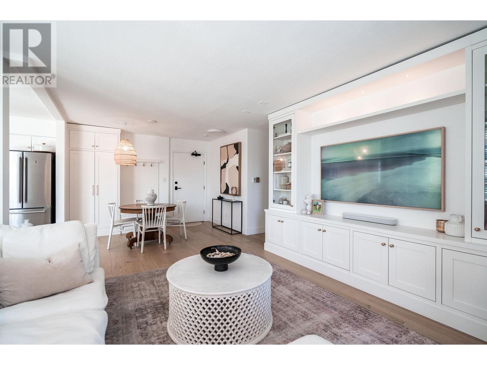 1404 1010 Burnaby Street, Vancouver, British Columbia  V6E 4L8 - Photo 3 - R2868811