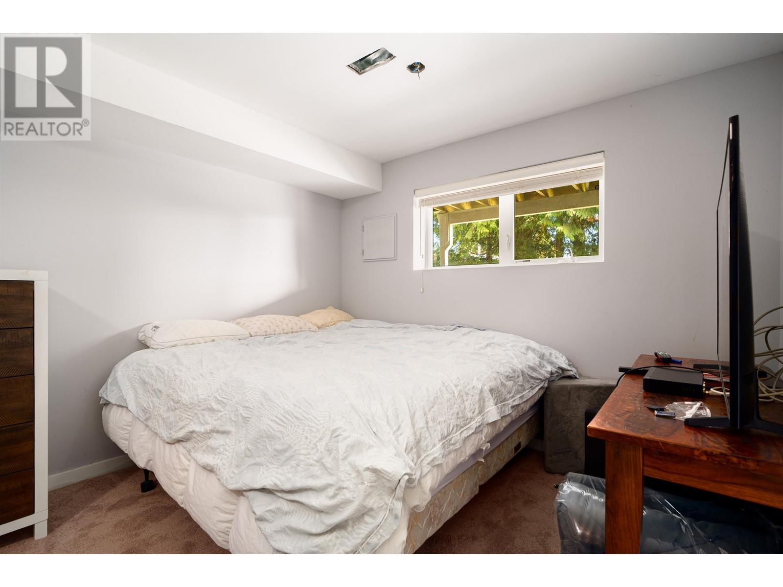 3051 Daybreak Avenue, Coquitlam, British Columbia  V3C 2G3 - Photo 23 - R2868705