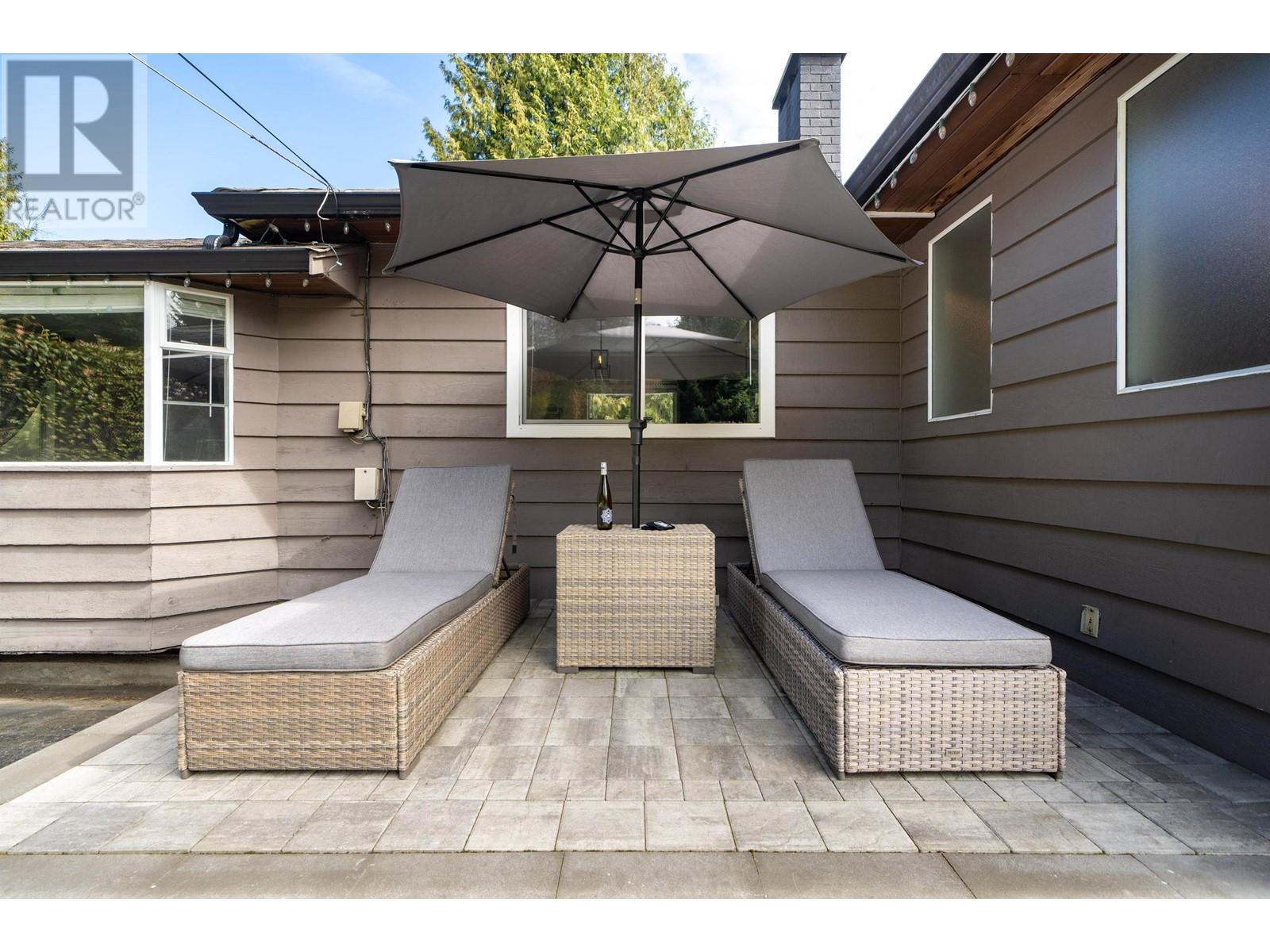 3051 Daybreak Avenue, Coquitlam, British Columbia  V3C 2G3 - Photo 28 - R2868705