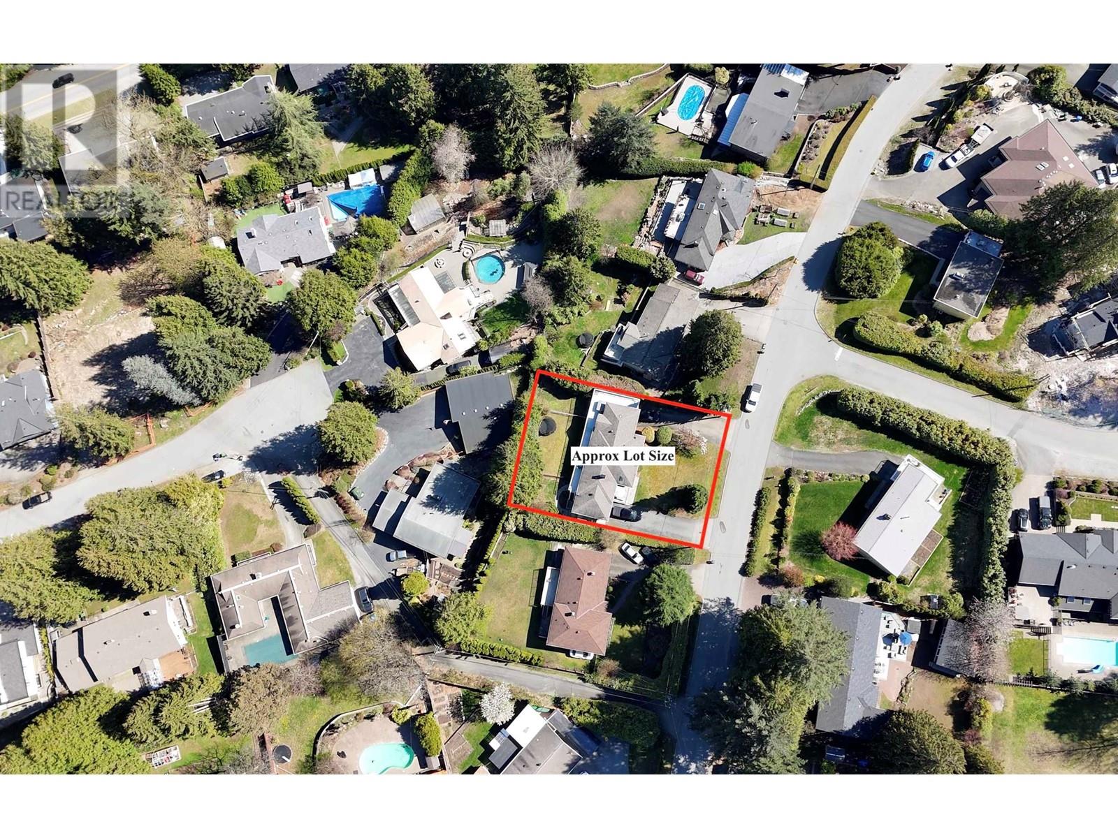 3051 Daybreak Avenue, Coquitlam, British Columbia  V3C 2G3 - Photo 32 - R2868705