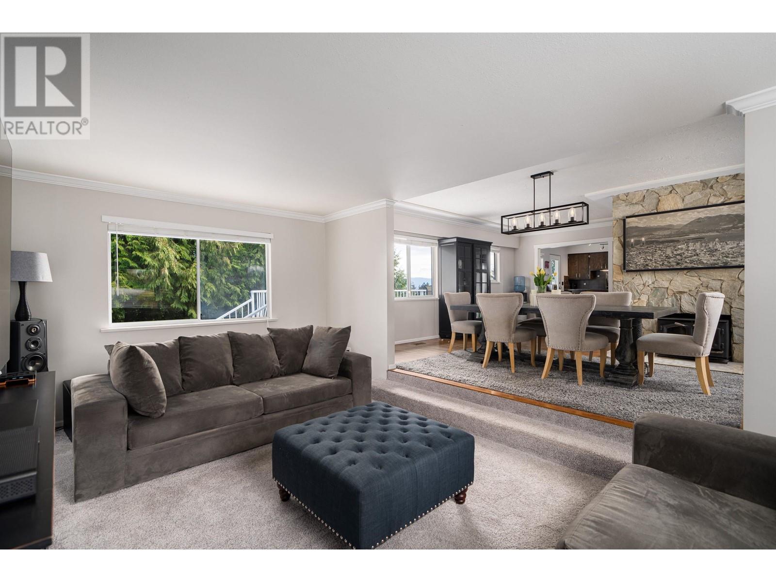 3051 Daybreak Avenue, Coquitlam, British Columbia  V3C 2G3 - Photo 5 - R2868705