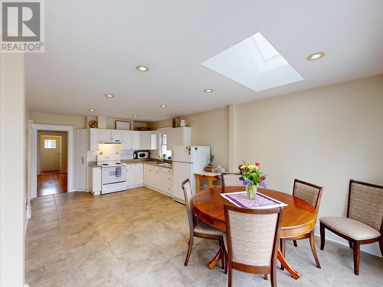 3493 Triumph Street, Vancouver, British Columbia  V5K 1T9 - Photo 13 - R2868729