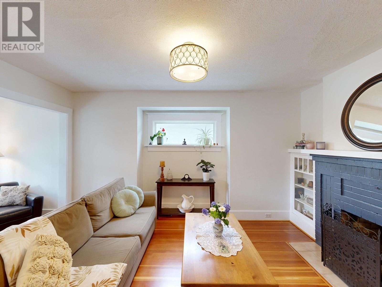 3493 Triumph Street, Vancouver, British Columbia  V5K 1T9 - Photo 8 - R2868729