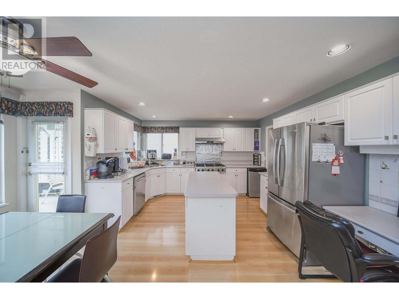 22180 Chaldecott Drive, Richmond, British Columbia  V6V 2S8 - Photo 11 - R2868737