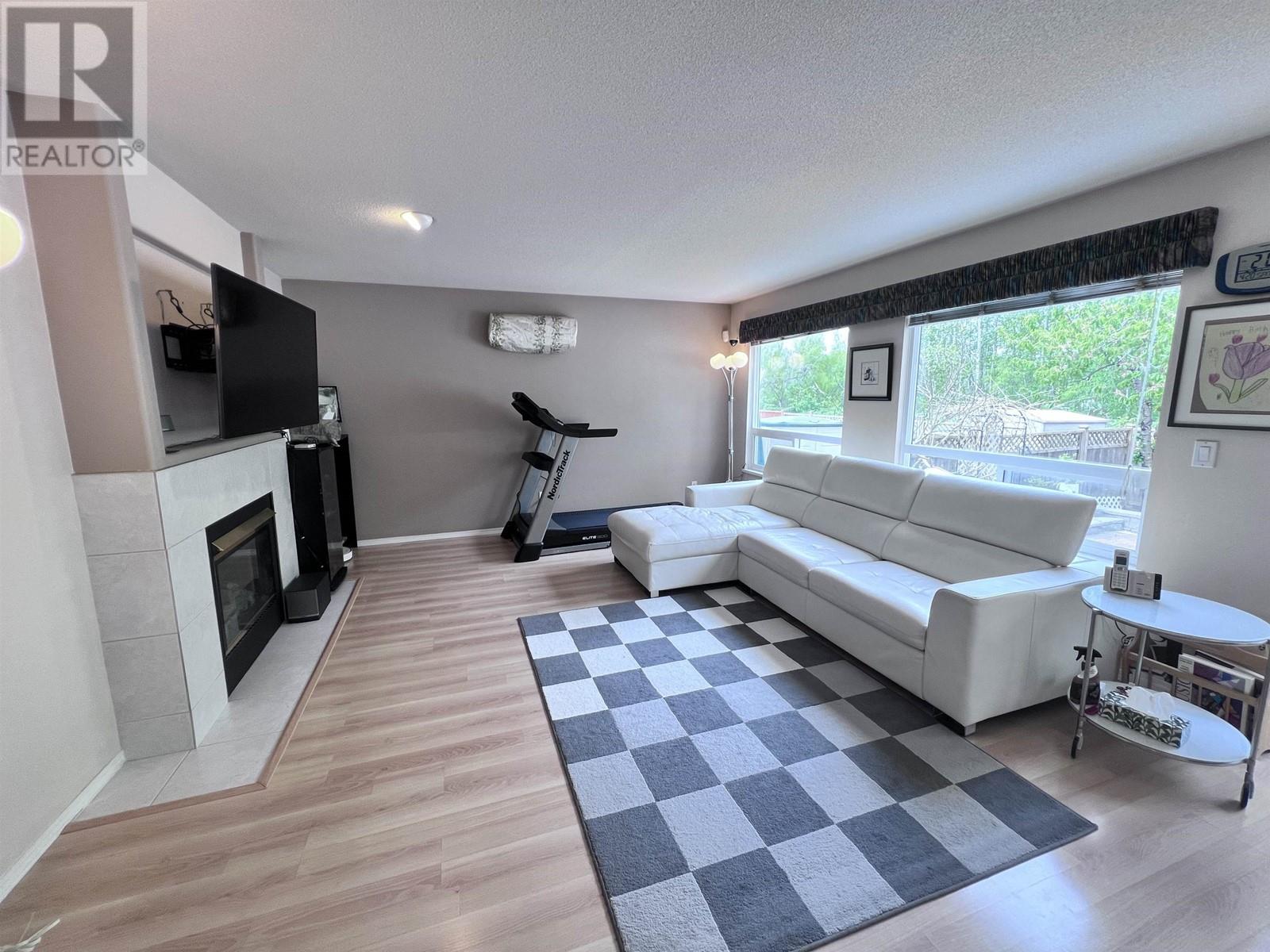 22180 Chaldecott Drive, Richmond, British Columbia  V6V 2S8 - Photo 12 - R2868737