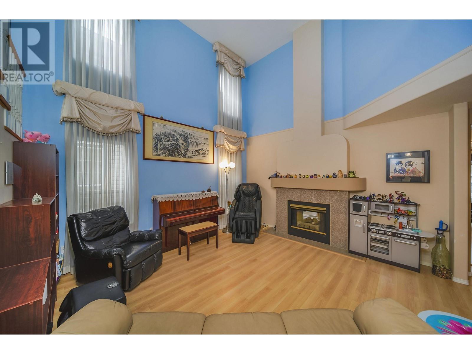 22180 Chaldecott Drive, Richmond, British Columbia  V6V 2S8 - Photo 5 - R2868737