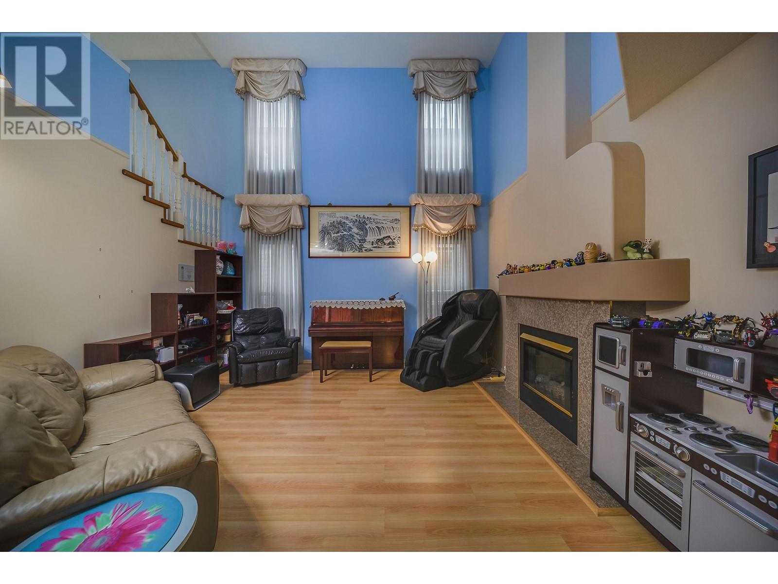 22180 Chaldecott Drive, Richmond, British Columbia  V6V 2S8 - Photo 6 - R2868737