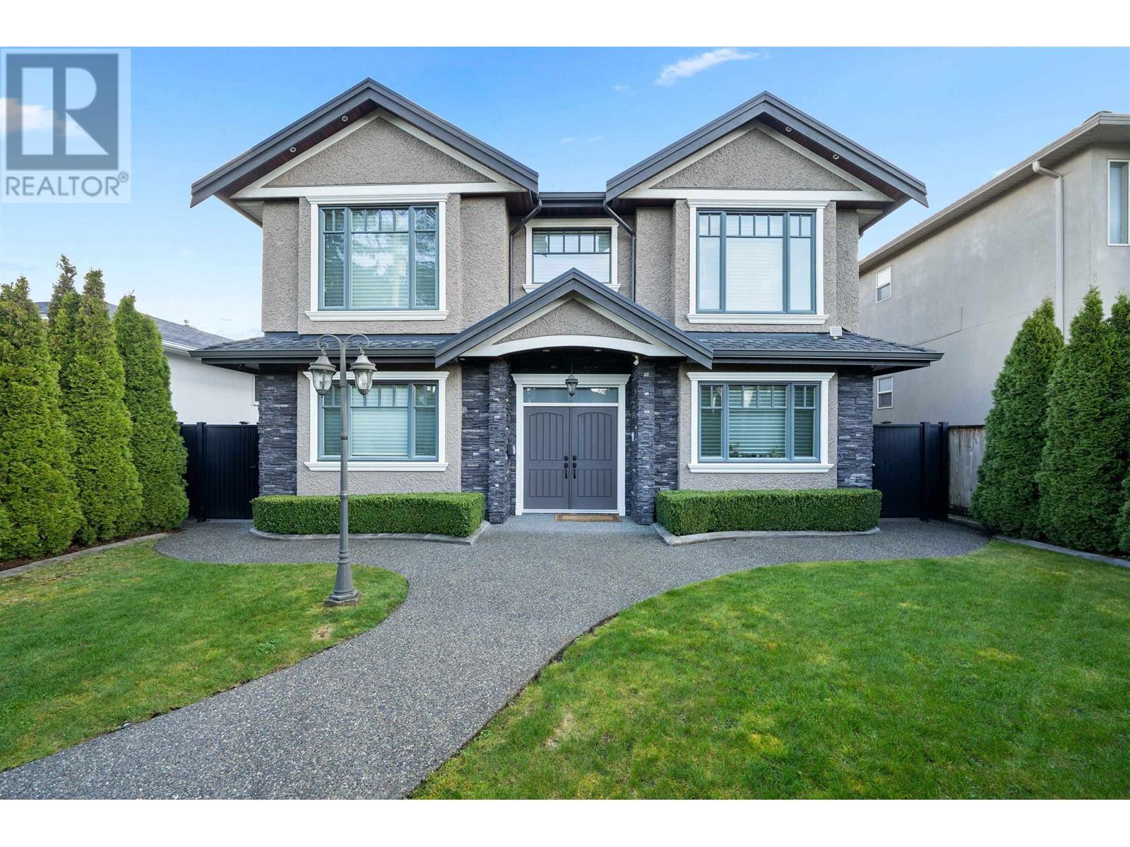 6742 Fulton Avenue, Burnaby, British Columbia  V5E 3H1 - Photo 1 - R2868738