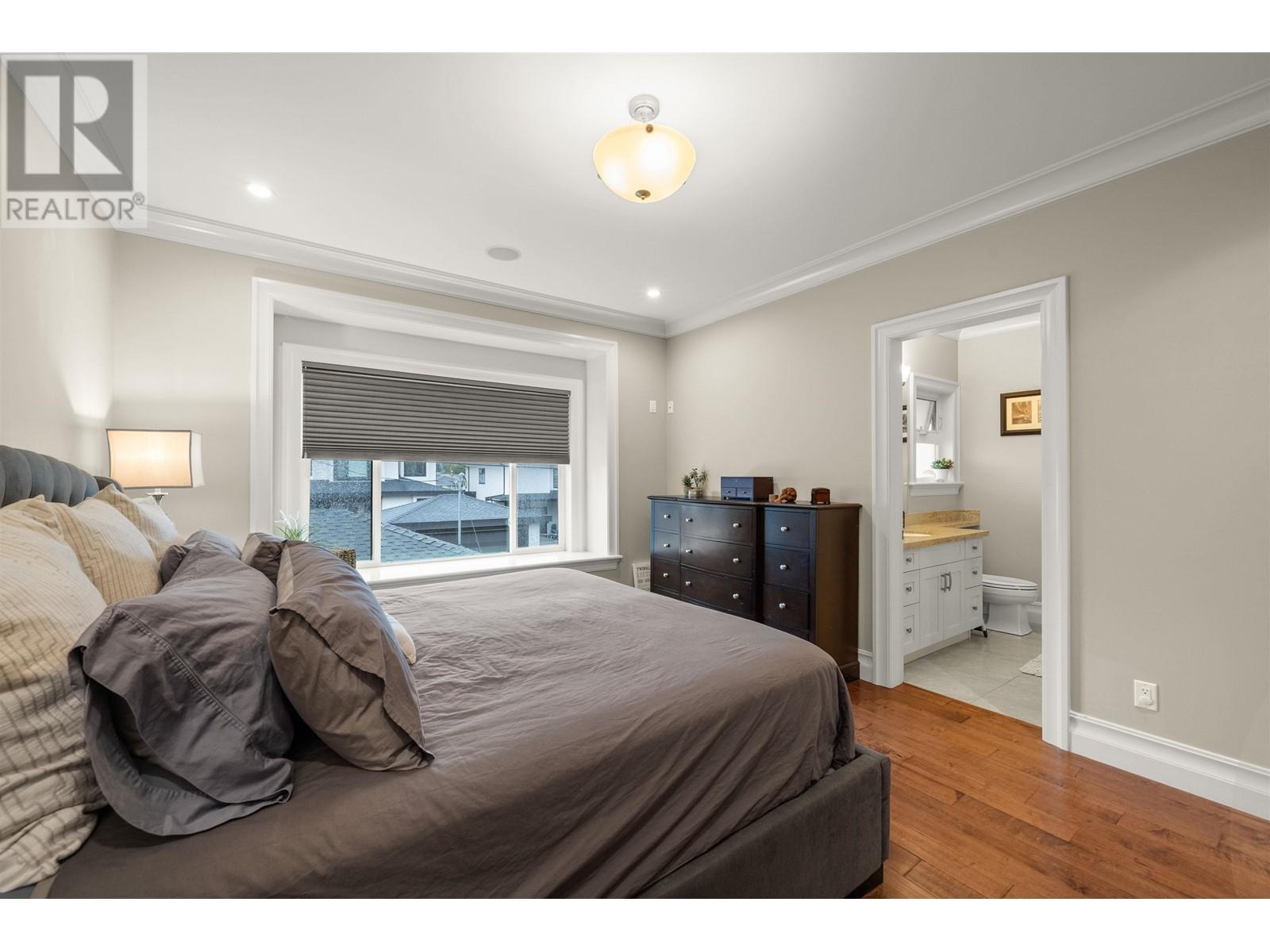 6742 Fulton Avenue, Burnaby, British Columbia  V5E 3H1 - Photo 11 - R2868738