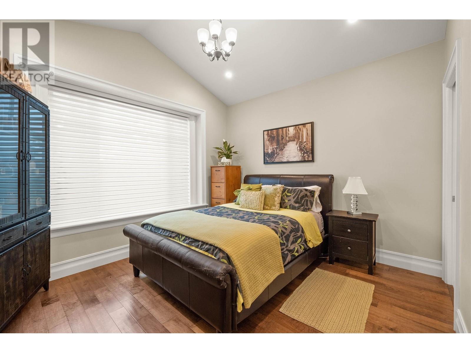 6742 Fulton Avenue, Burnaby, British Columbia  V5E 3H1 - Photo 13 - R2868738