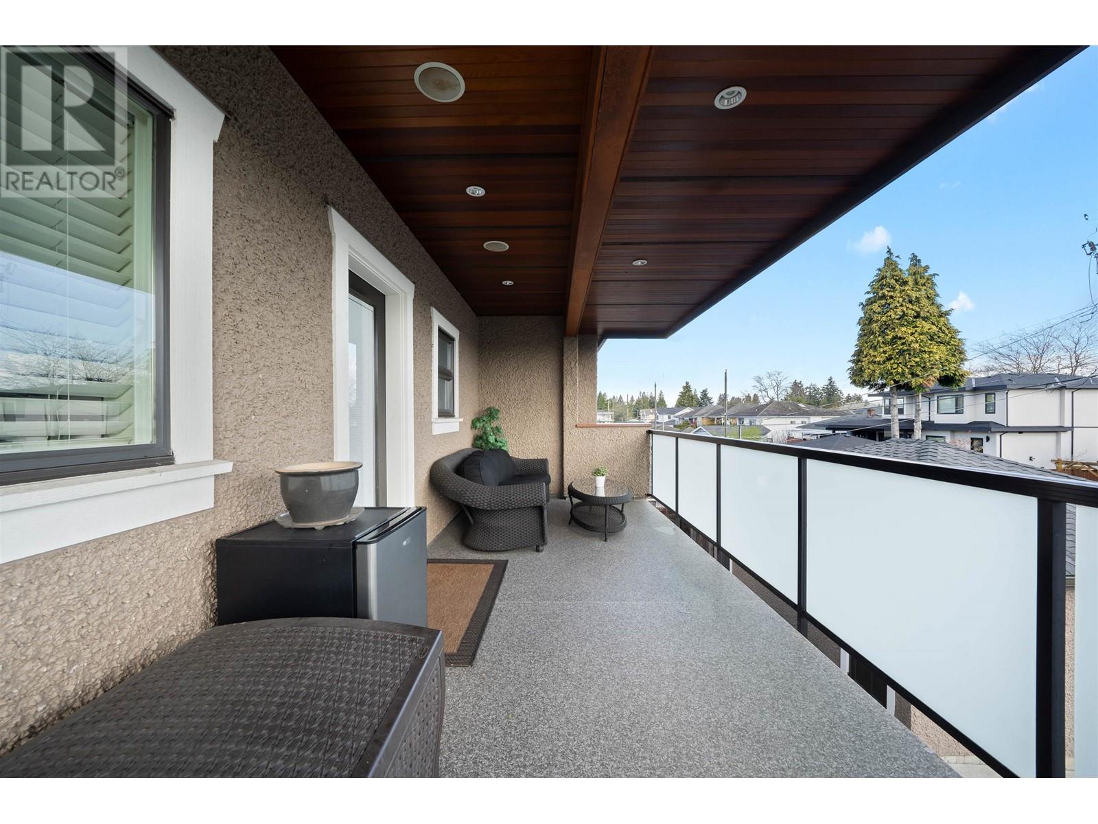 6742 Fulton Avenue, Burnaby, British Columbia  V5E 3H1 - Photo 19 - R2868738