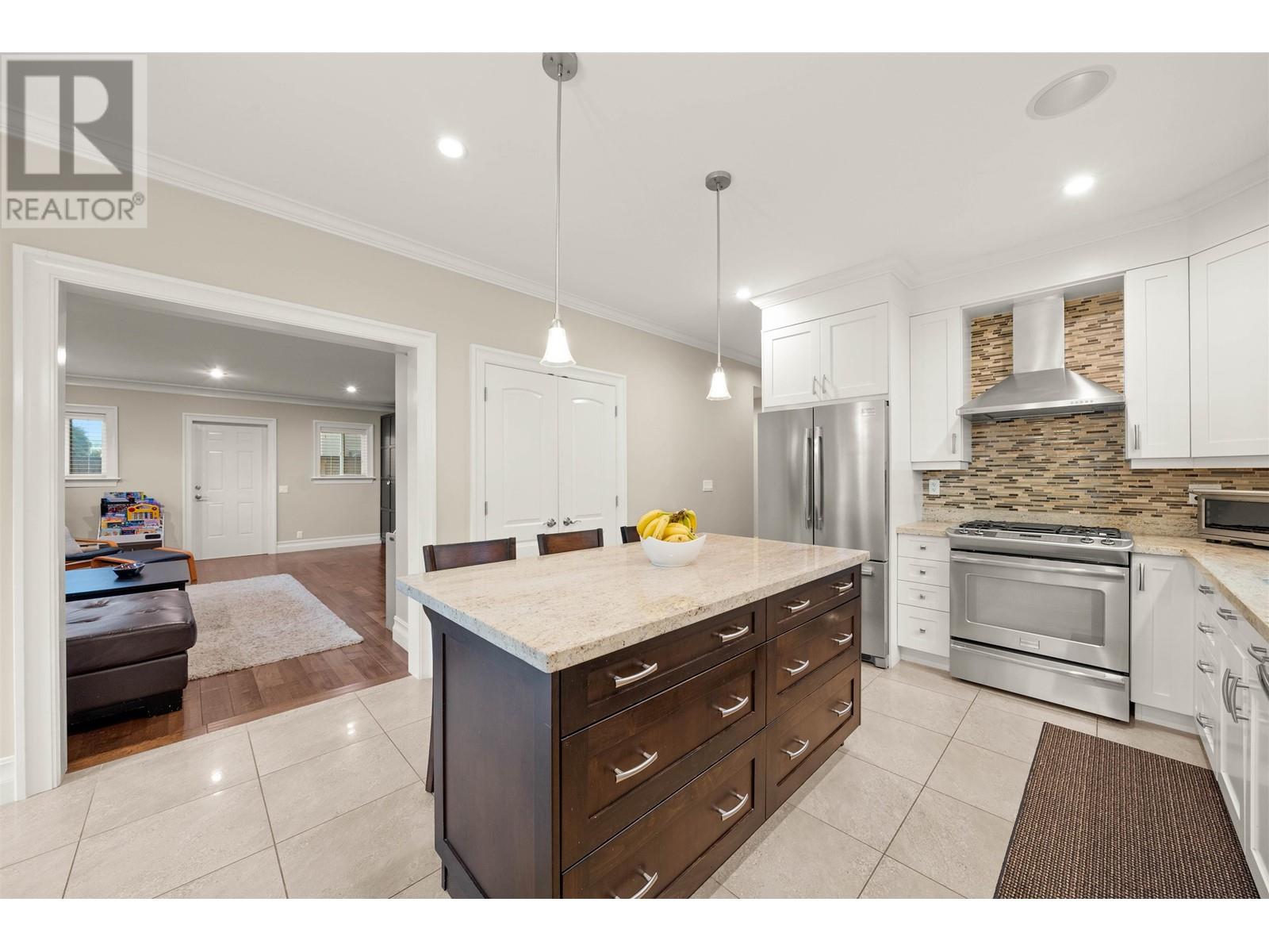 6742 Fulton Avenue, Burnaby, British Columbia  V5E 3H1 - Photo 23 - R2868738