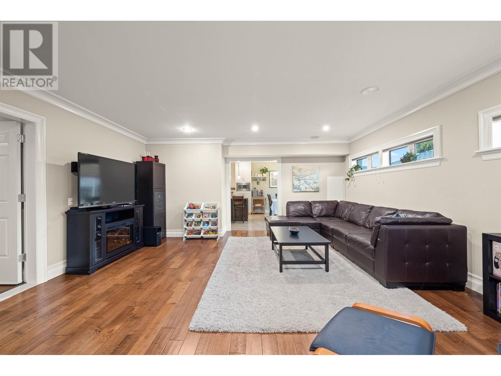 6742 Fulton Avenue, Burnaby, British Columbia  V5E 3H1 - Photo 26 - R2868738