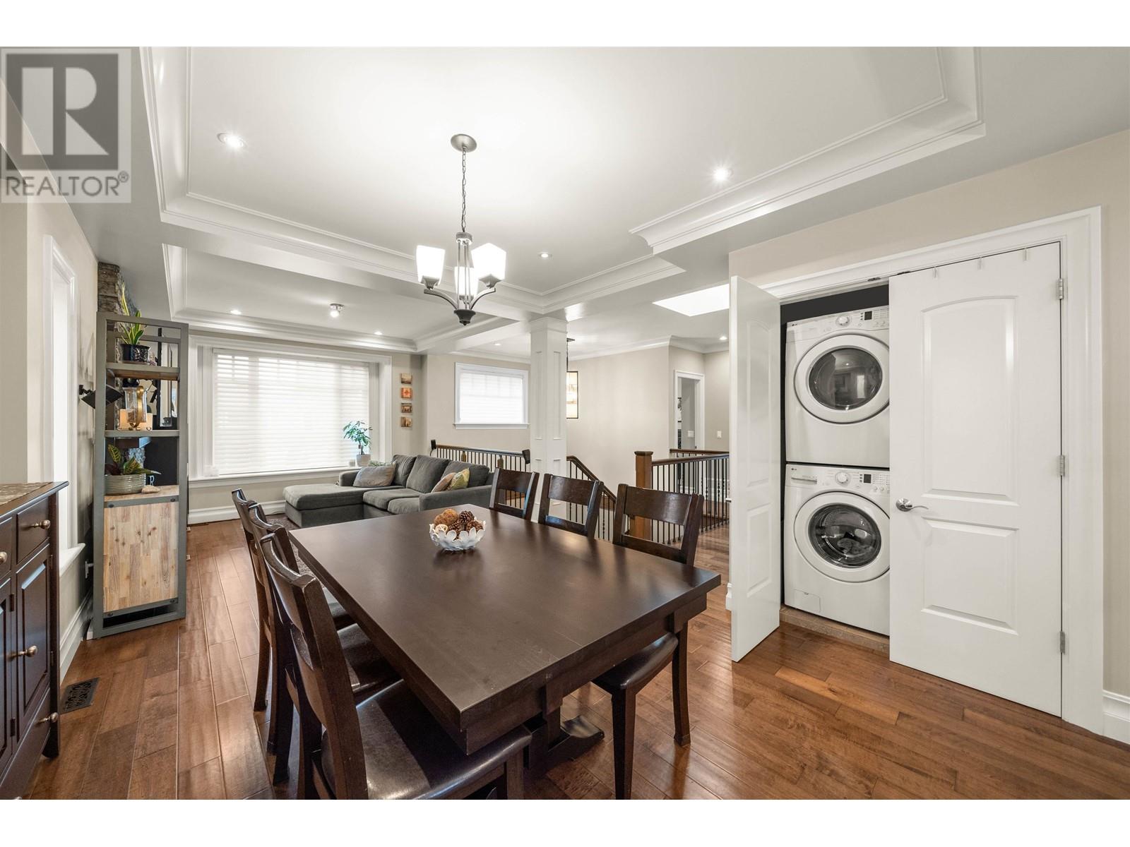 6742 Fulton Avenue, Burnaby, British Columbia  V5E 3H1 - Photo 9 - R2868738