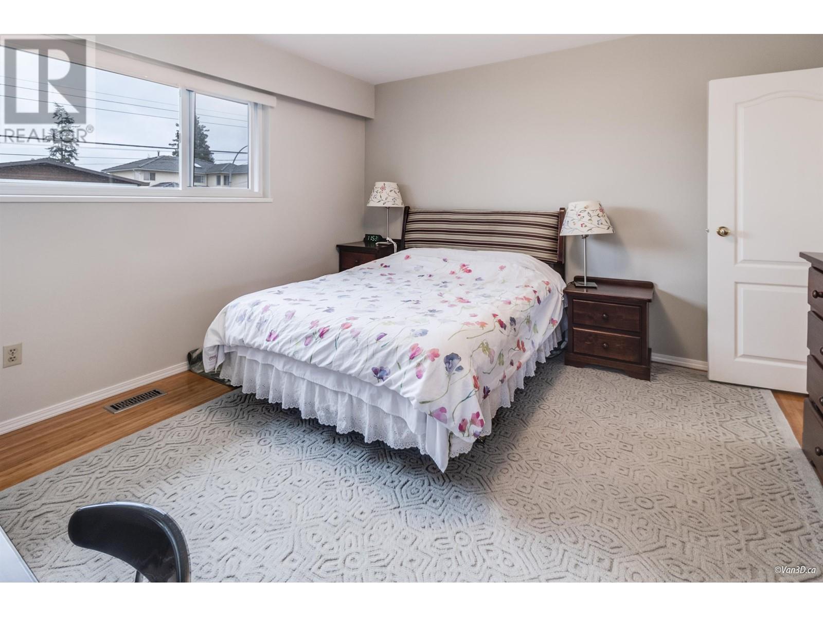 6555 St. Charles Place, Burnaby, British Columbia  V5H 3W1 - Photo 10 - R2868807