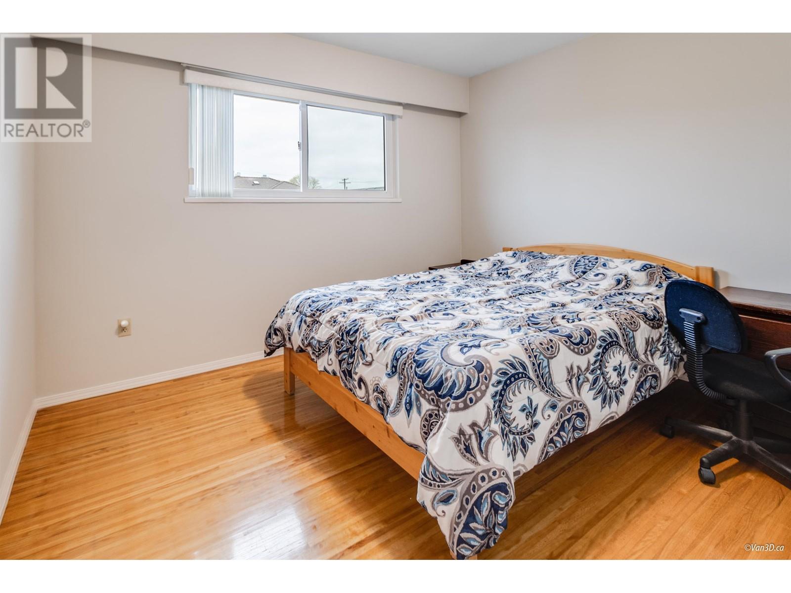 6555 St. Charles Place, Burnaby, British Columbia  V5H 3W1 - Photo 12 - R2868807