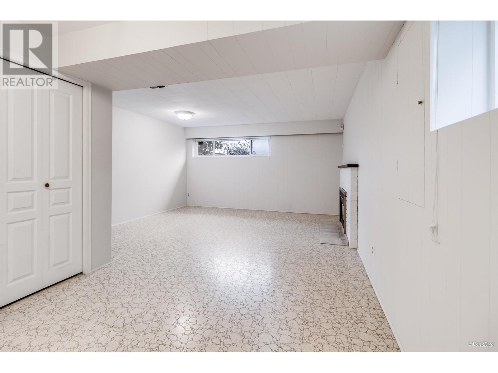 6555 St. Charles Place, Burnaby, British Columbia  V5H 3W1 - Photo 24 - R2868807