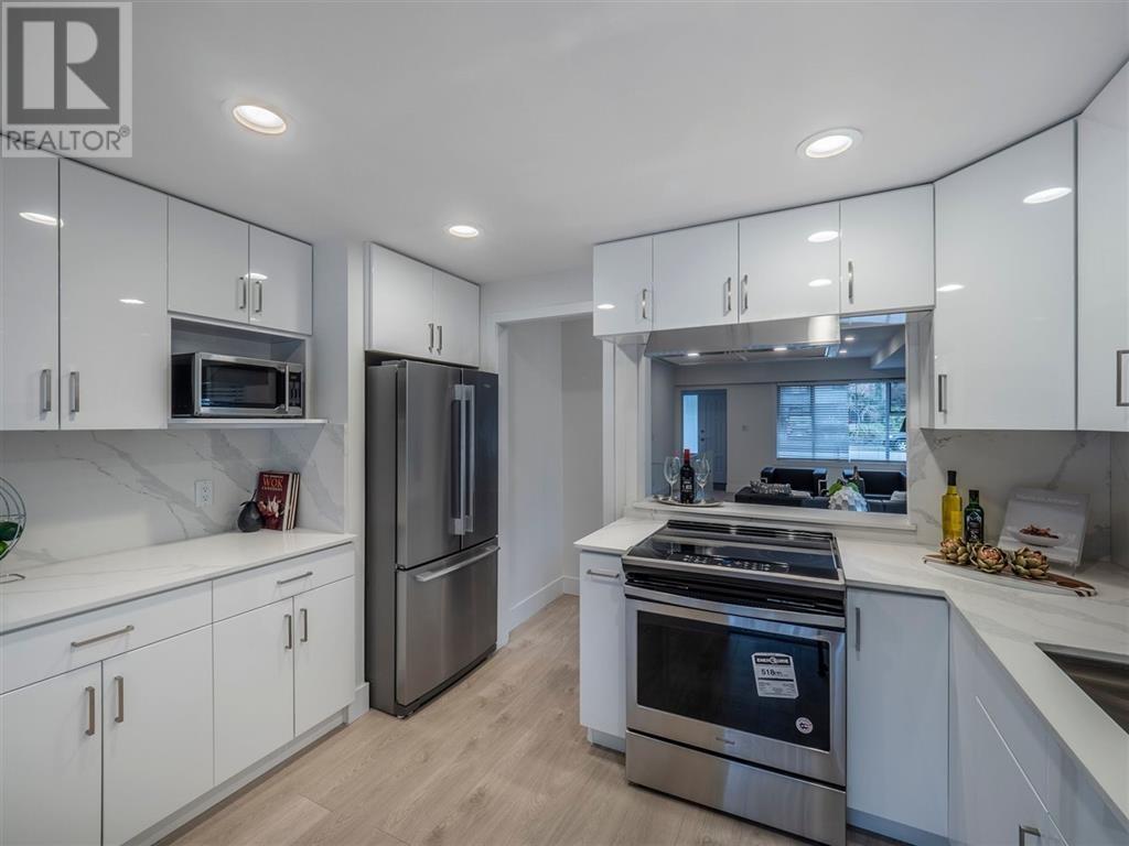 1472 Fulton Avenue, West Vancouver, British Columbia  V7T 1P1 - Photo 16 - R2868839