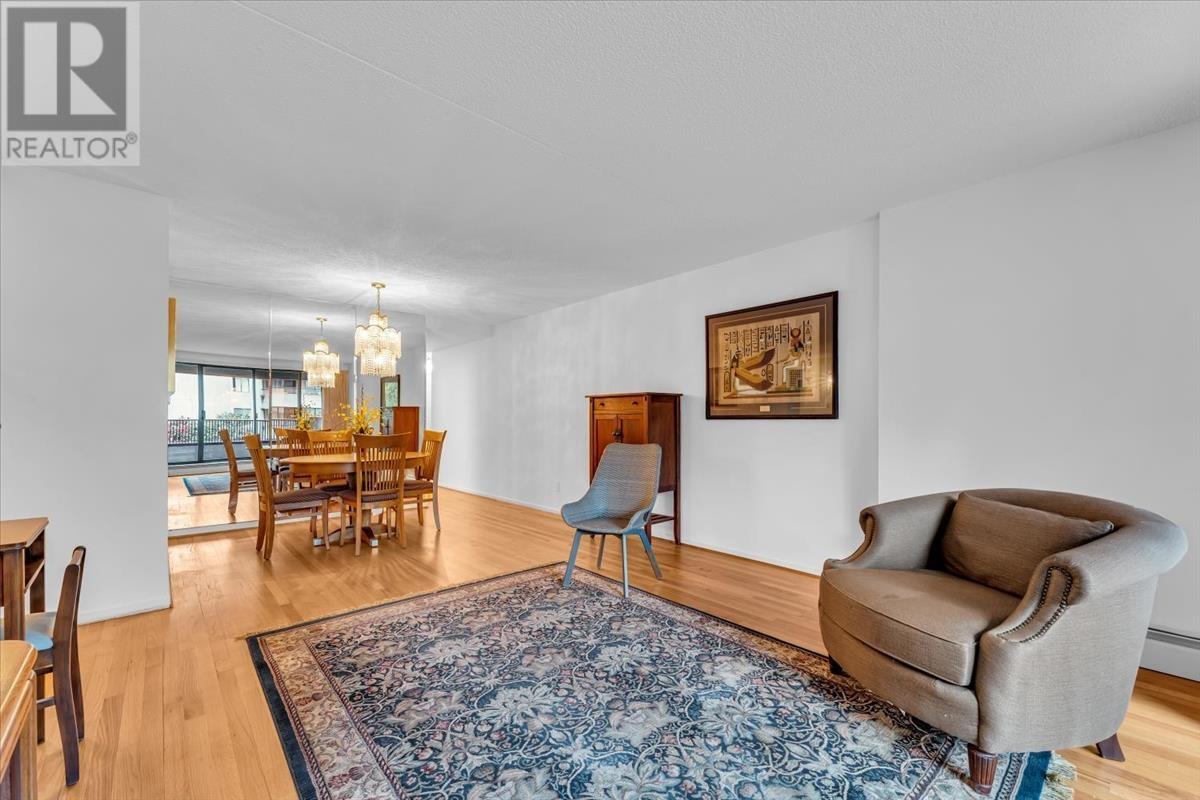 206 4134 Maywood Street, Burnaby, British Columbia  V5H 4C9 - Photo 6 - R2868698
