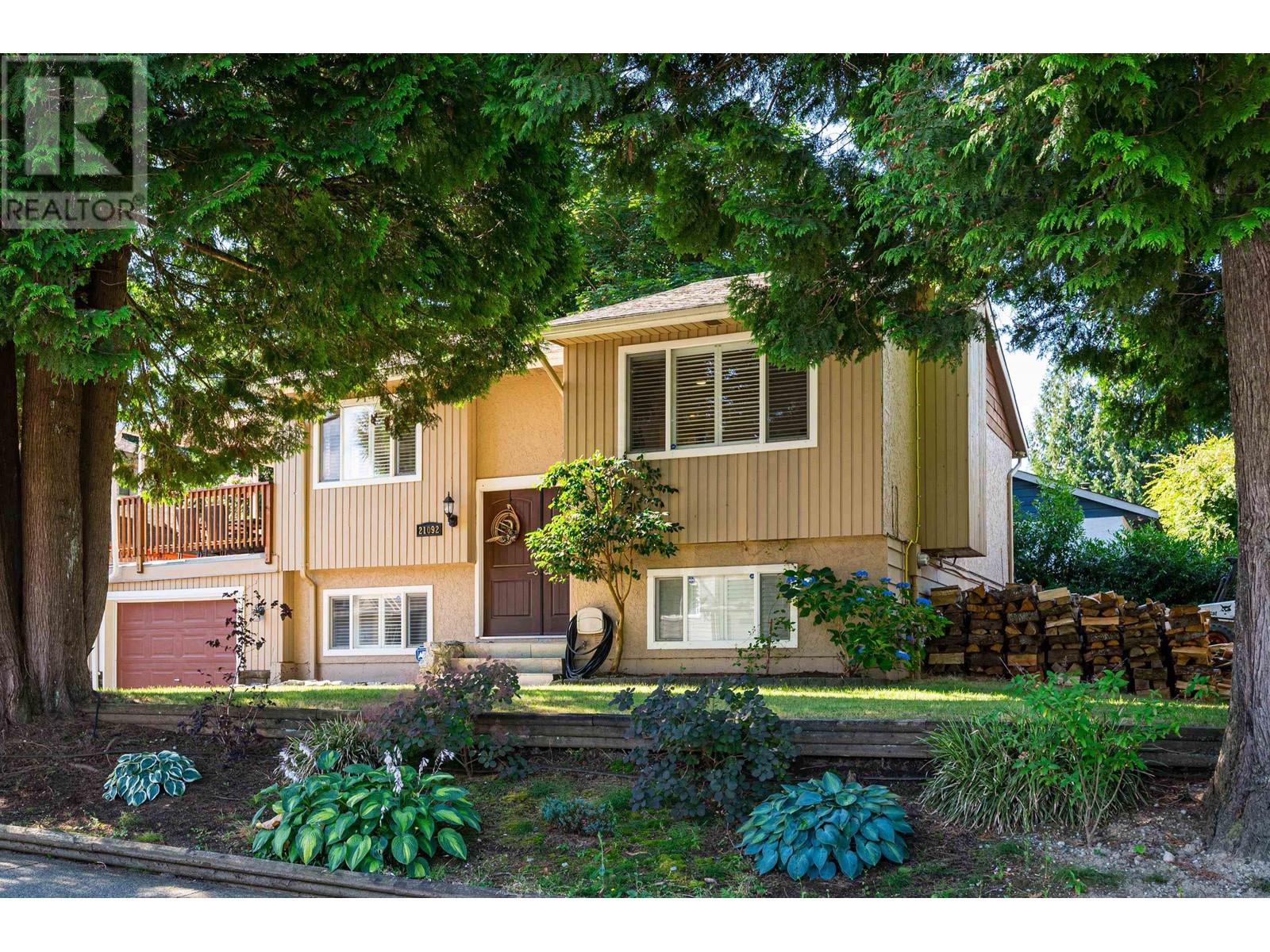 21092 Stonehouse Avenue, Maple Ridge, British Columbia  V2X 8L9 - Photo 2 - R2867205