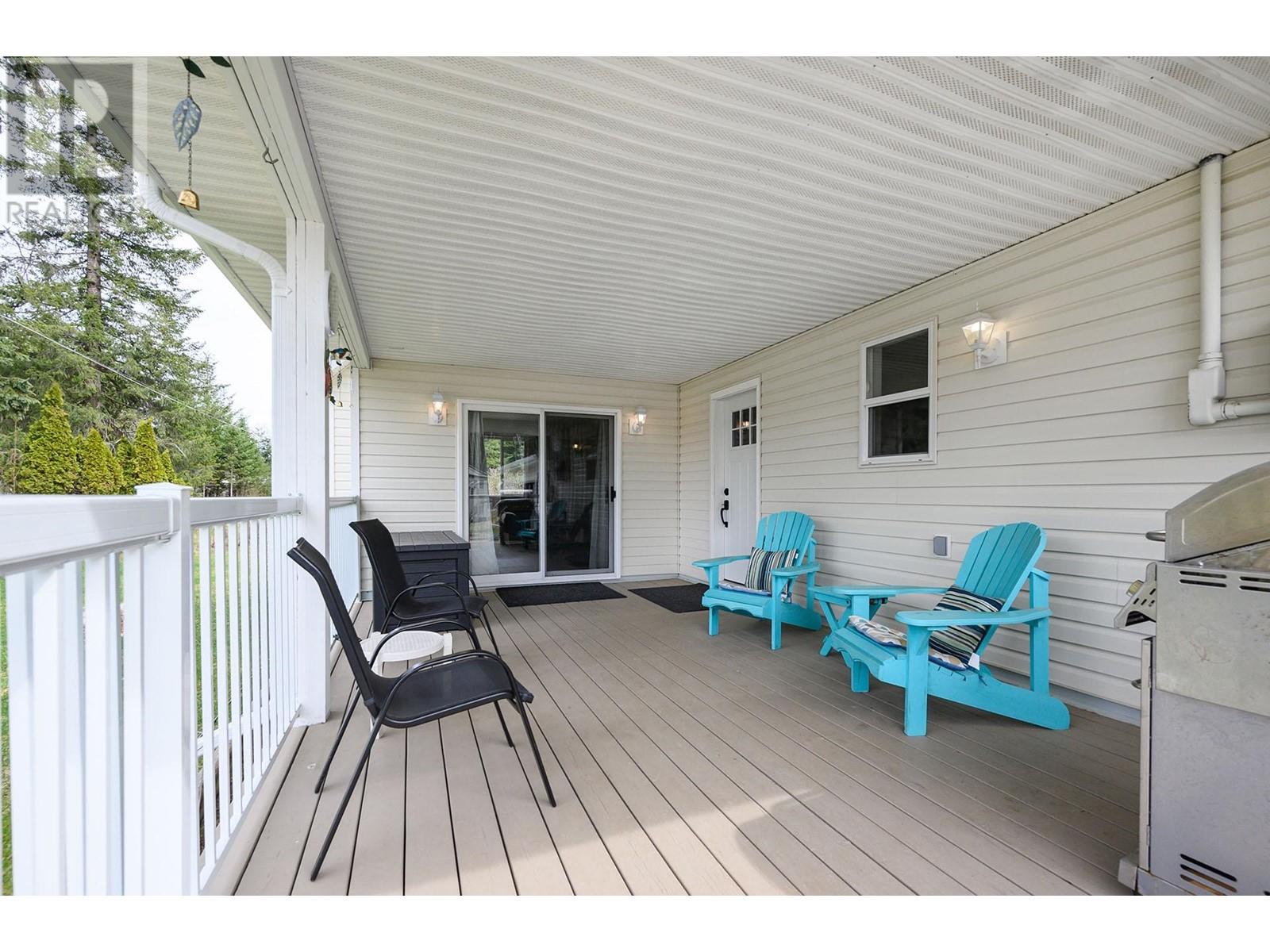 106e N. Thompson Highway E, Clearwater, British Columbia  V0E 1N2 - Photo 3 - 177697